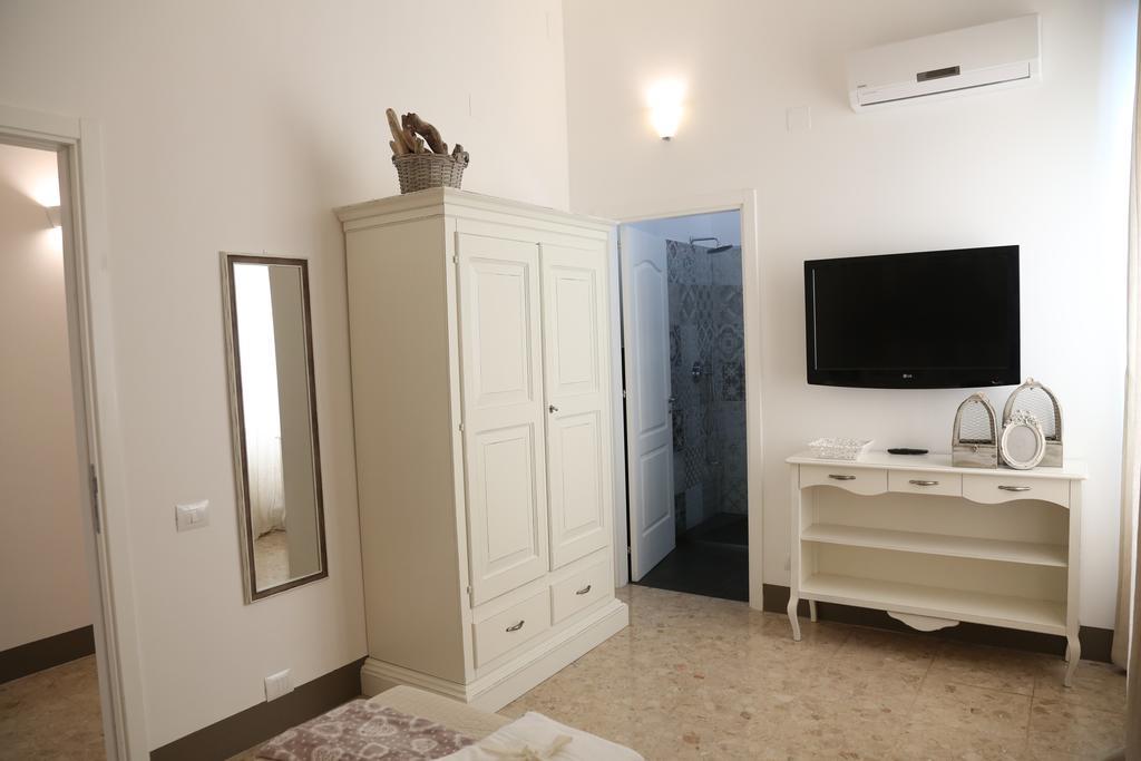 Bed and Breakfast Dimi House Лечче Экстерьер фото